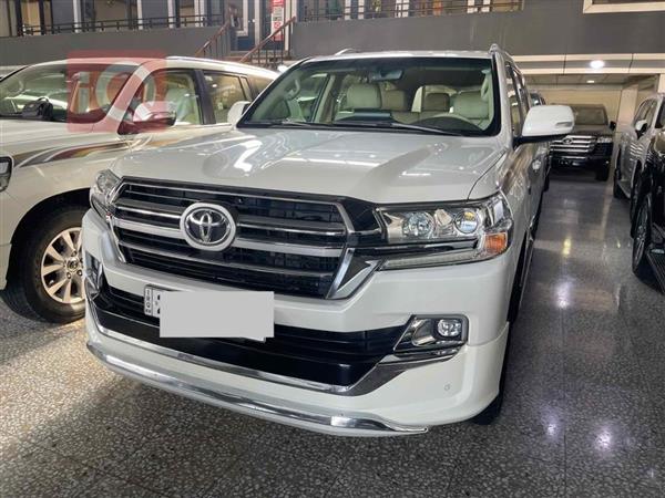 Toyota for sale in Iraq